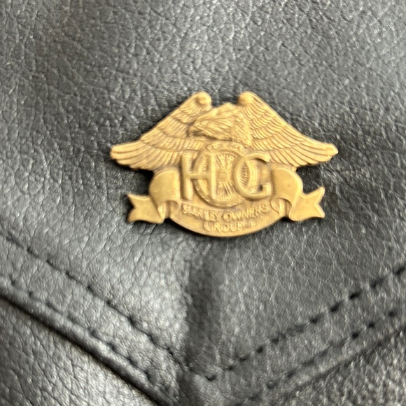 Harley-Davidson Black Vest with Iconic Patches - Picture 4 of 10